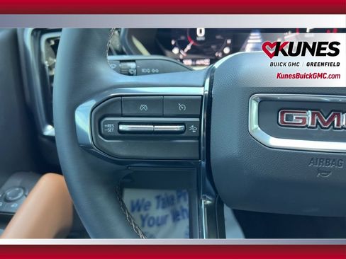 Used 2026 GMC Canyon AT4 w/ Technology Plus Package AWD/4WD image 20