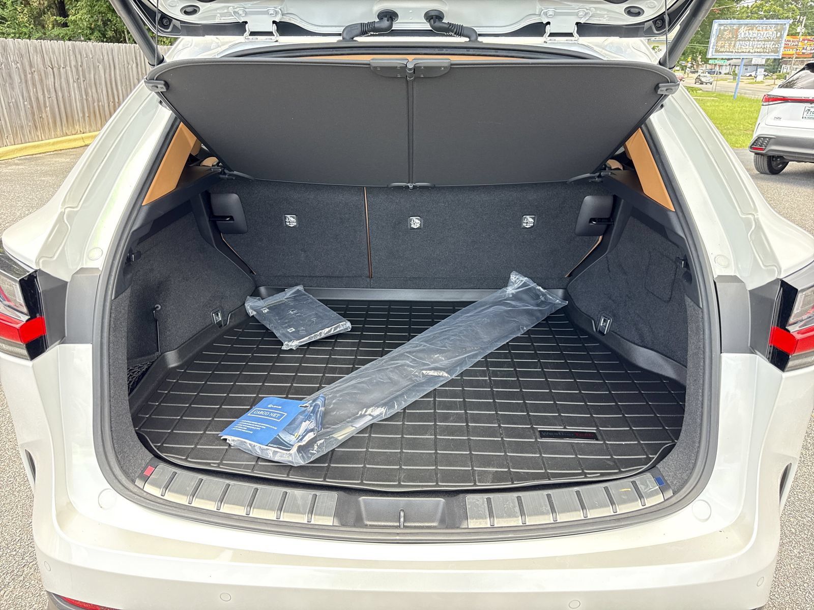 Used 2025 Lexus NX 250 FWD w/ Towing Package (2000 Lbs) image 31