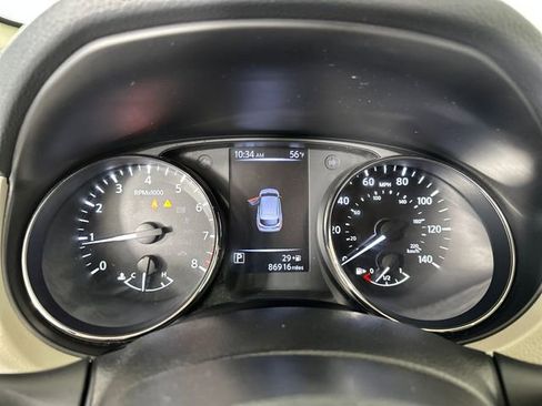 Used 2018 Nissan Rogue Sport SL w/ SL Premium Package image 17