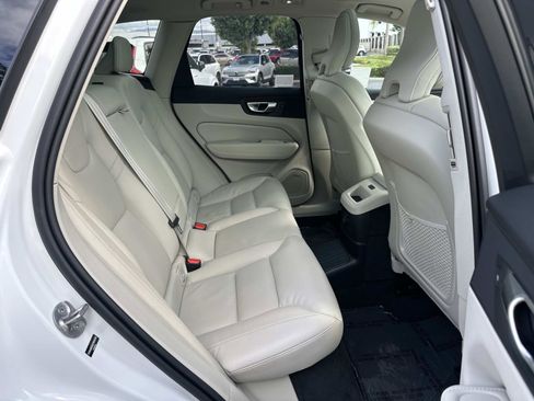 Certified 2025 Volvo XC60 T8 Plus w/ Protection Package Premier image 24