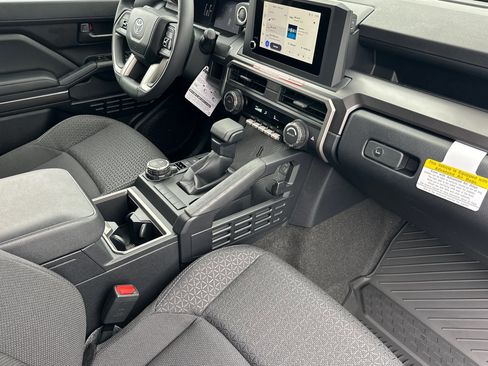 Certified 2025 Toyota 4Runner SR5 image 17