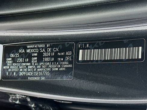 Used 2025 Kia K4 EX FWD image 34