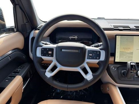 New 2026 Land Rover Defender 110 X-Dynamic SE AWD/4WD image 13