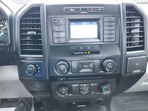Used 2018 Ford F150 XL w/ Equipment Group 101A Mid AWD/4WD image 13