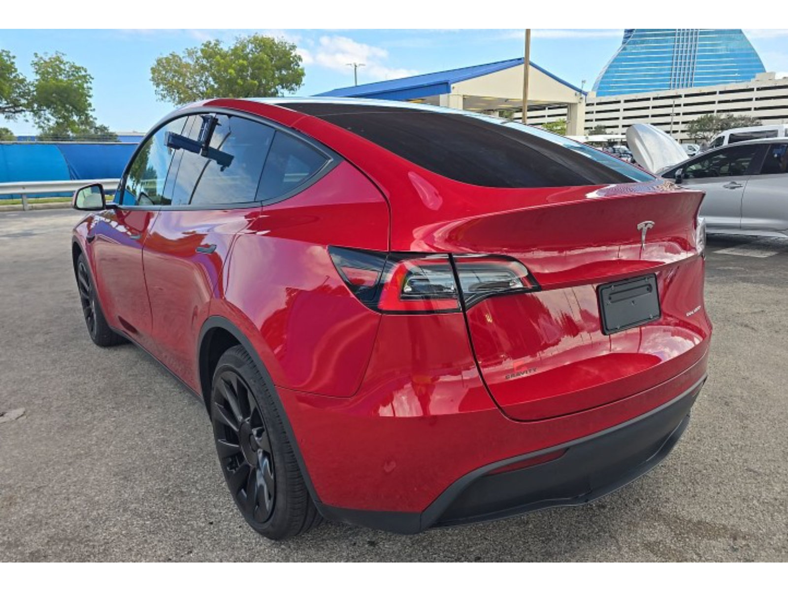 Used 2020 Tesla Model Y Long Range AWD/4WD image 2