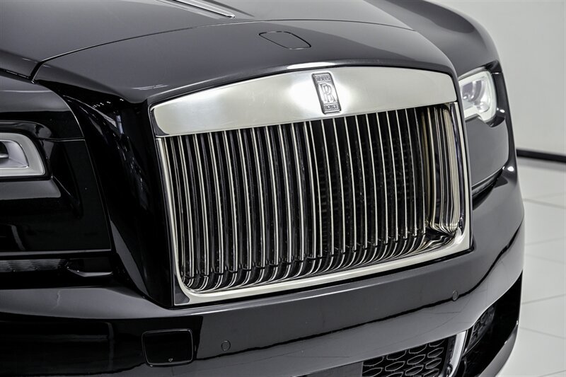 Used 2018 Rolls-Royce Ghost RWD image 4