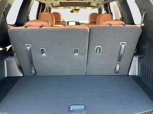 Certified 2024 Kia Telluride SX Prestige X-Line image 5