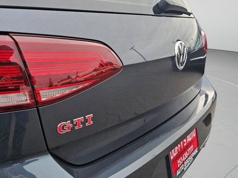 Used 2020 Volkswagen GTI S image 30