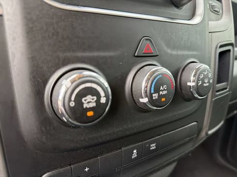 Used 2019 RAM 1500 Express AWD/4WD image 19
