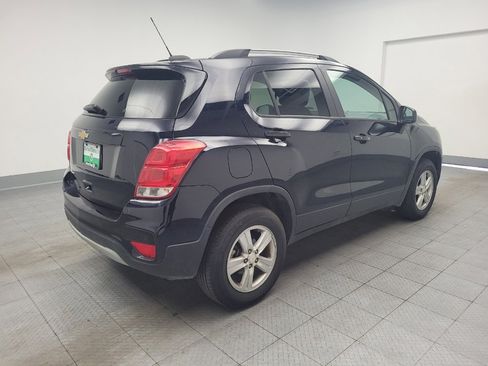 Used 2022 Chevrolet Trax LT w/ Driver Confidence Package AWD/4WD image 9