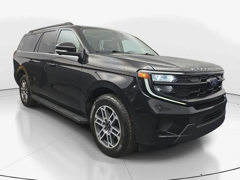 Used 2025 Ford Expedition Max Active image 2