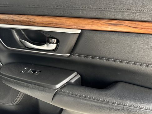 Used 2020 Honda CR-V Touring image 20