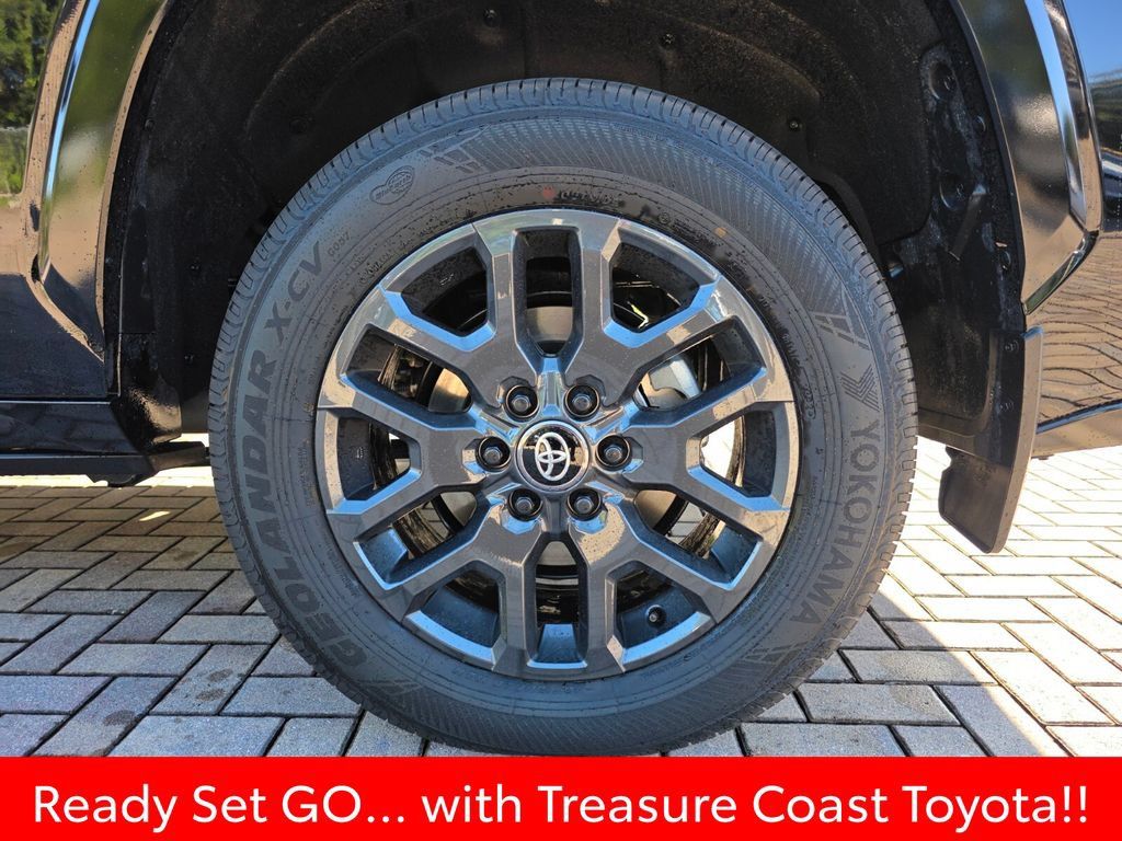 Used 2026 Toyota Sequoia Platinum AWD/4WD image 22