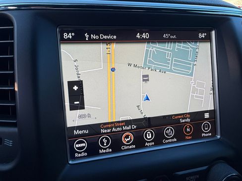 Used 2018 Jeep Grand Cherokee Limited w/ Trailer Tow Group IV image 21