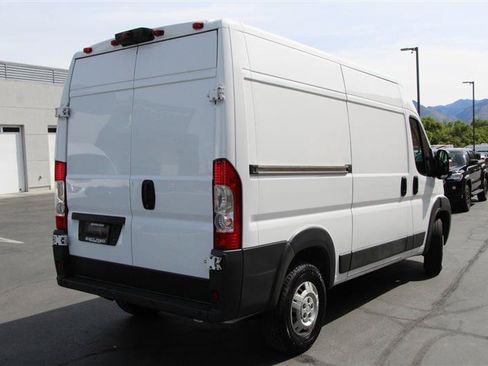 Used 2014 RAM ProMaster 2500 w/ Interior Convenience Group FWD image 7