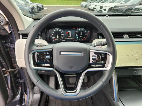 Certified 2025 Land Rover Discovery Sport S AWD/4WD image 18