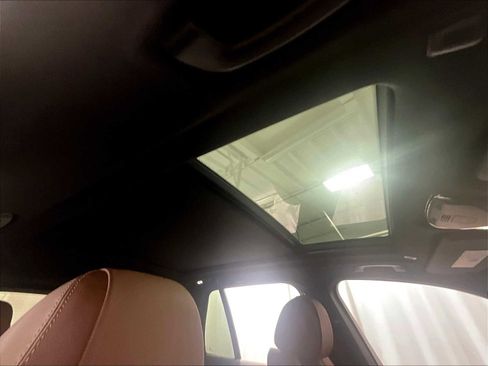 Used 2022 BMW X5 xDrive45e w/ M Sport Package image 23