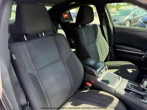 Used 2016 Dodge Charger R/T RWD image 19