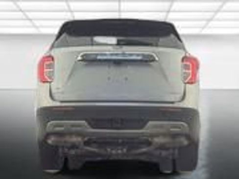 Used 2023 Ford Explorer XLT w/ Equipment Group 202A AWD/4WD image 7