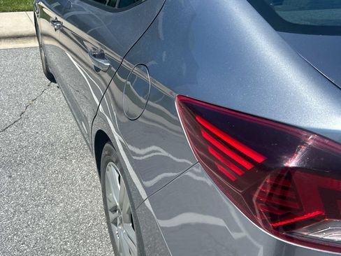 Used 2019 Hyundai Elantra SEL w/ Winter Weather Package FWD image 1