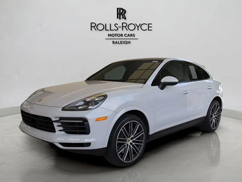 Used 2022 Porsche Cayenne Platinum Edition AWD/4WD image 1