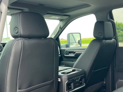 New 2026 GMC Sierra 2500 Denali w/ Denali Reserve Package AWD/4WD image 43