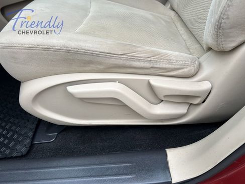 Used 2016 Nissan Pathfinder S FWD image 19
