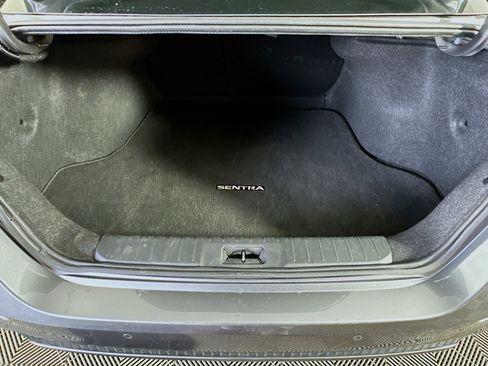 Used 2024 Nissan Sentra SV image 26