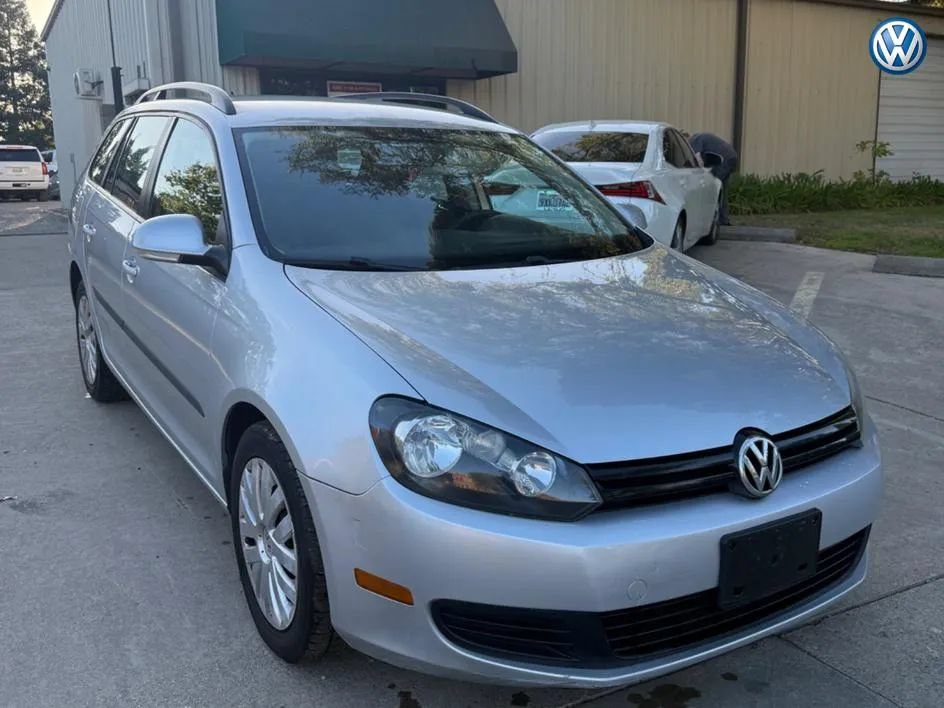 Used 2010 Volkswagen Jetta S FWD image 1