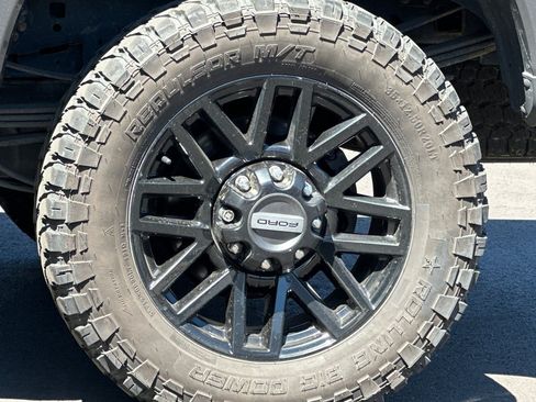 Used 2019 Ford F350 Lariat AWD/4WD image 34