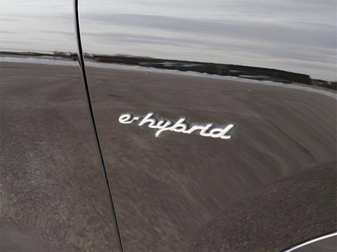 Certified 2023 Porsche Cayenne Turbo S image 15