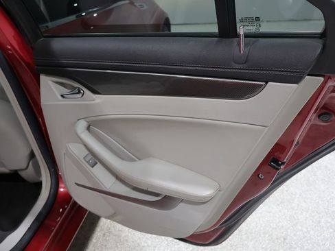 Used 2009 Cadillac CTS 3.6 RWD image 21