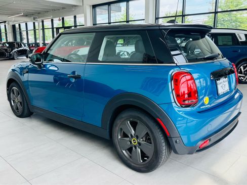 Used 2024 MINI Cooper SE FWD image 8
