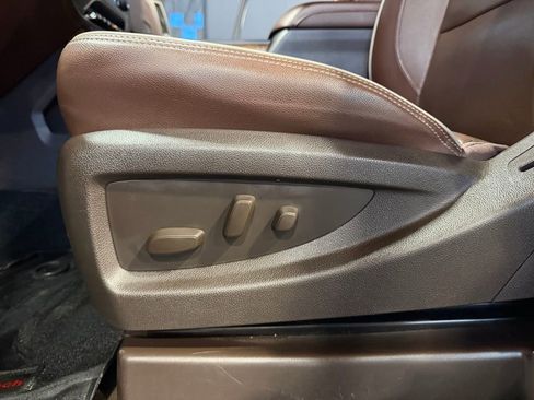 Used 2016 Chevrolet Silverado 3500 High Country w/ Duramax Plus Package image 18