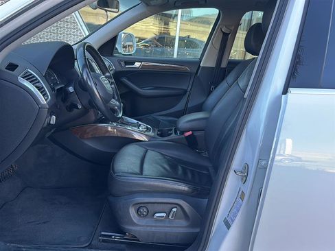 Used 2017 Audi Q5 2.0T Premium image 11