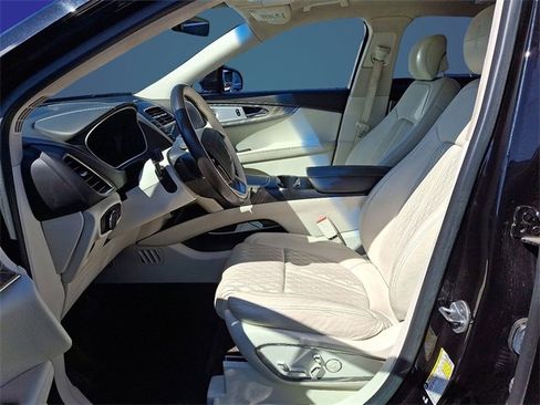 Used 2019 Lincoln Nautilus Black Label image 7