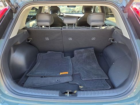 Certified 2024 Kia Niro SX Touring image 28