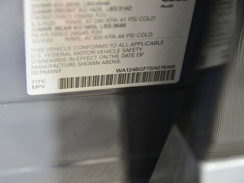 Used 2025 Audi Q6 e-tron Premium Plus w/ Premium Plus image 16