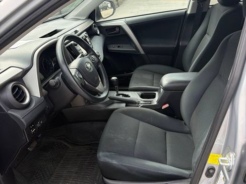 Used 2017 Toyota RAV4 LE w/ All Weather Liner Package AWD/4WD image 7