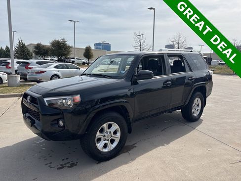 Used 2016 Toyota 4Runner SR5 image 1