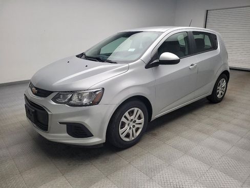 Used 2020 Chevrolet Sonic LT FWD image 2