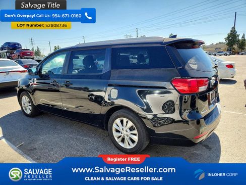 Used 2016 Kia Sedona LX w/ Option Group 020 FWD image 3