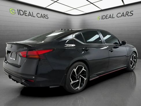 Used 2020 Nissan Altima 2.5 SR FWD image 5