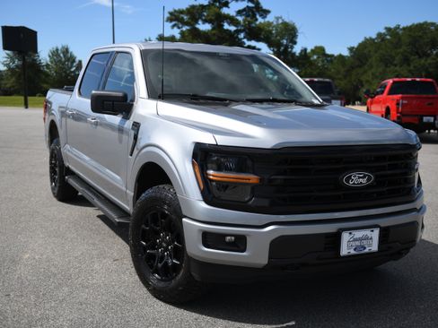 New 2026 Ford F150 XLT w/ FX4 Off-Road Package AWD/4WD image 3