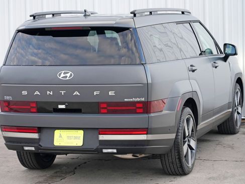 Used 2024 Hyundai Santa Fe Limited image 53