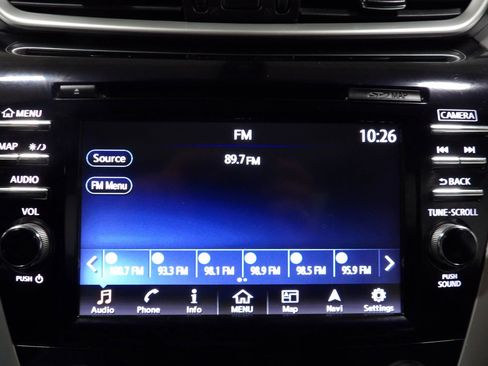 Used 2018 Nissan Murano SV image 13