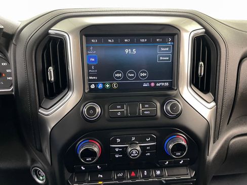 Certified 2022 Chevrolet Silverado 1500 RST w/ Redline Edition AWD/4WD image 34