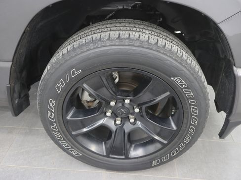 Used 2023 RAM 1500 Big Horn image 3