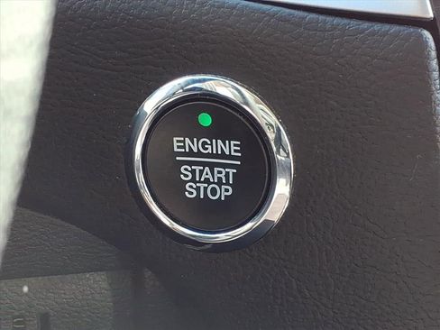 Certified 2019 Ford Edge SEL w/ Equipment Group 201A image 21