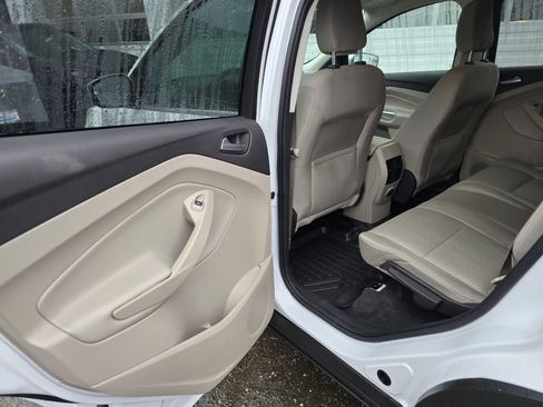 Used 2018 Ford Escape SE w/ SE Sync 3 Package image 25